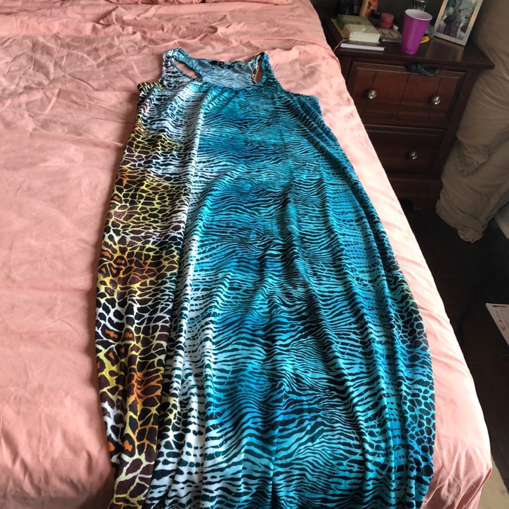 Women’s maxi dress